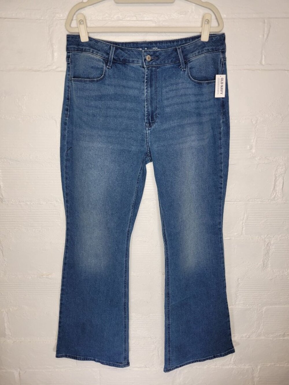 Old Navy Women's Size 16 Long Jeans Wow Flare High Rise